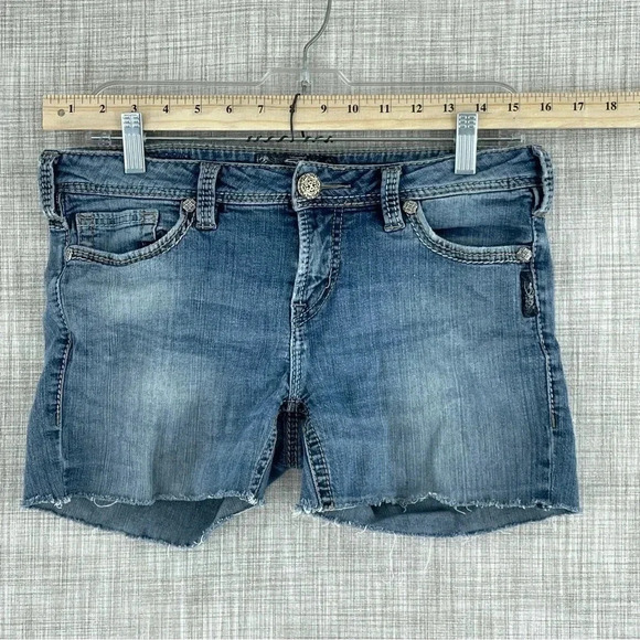Silver Jeans Cutoff Jorts womens size 28 jean shorts 3030 - Picture 1 of 8